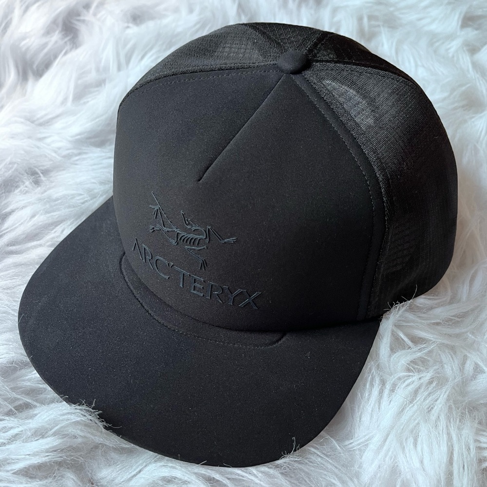 Arcteryx Black Hat